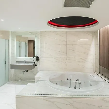 Nish Palace Besiktas *