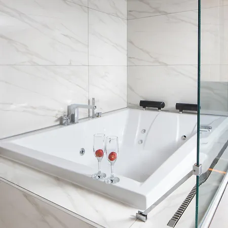 Nish Palace Besiktas Hotel Istanbul