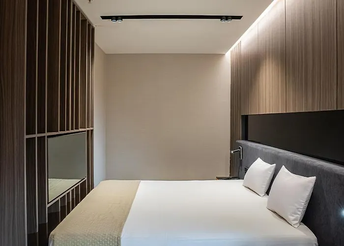 Отель Nish Palace Besiktas