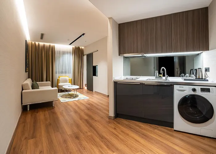 Nish Palace Besiktas Стамбул