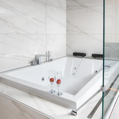Nish Palace Besiktas Estambul