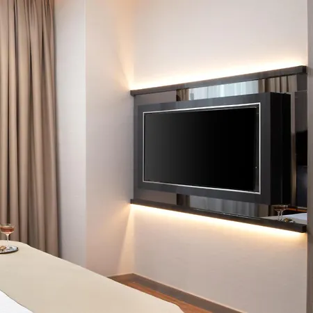 Nish Palace Besiktas Hotell Istanbul